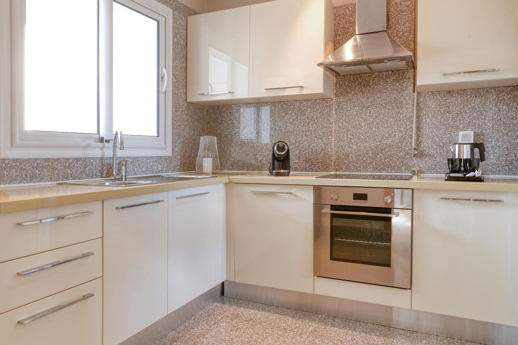 תוניס Adam Hotel Suites מראה חיצוני תמונה
