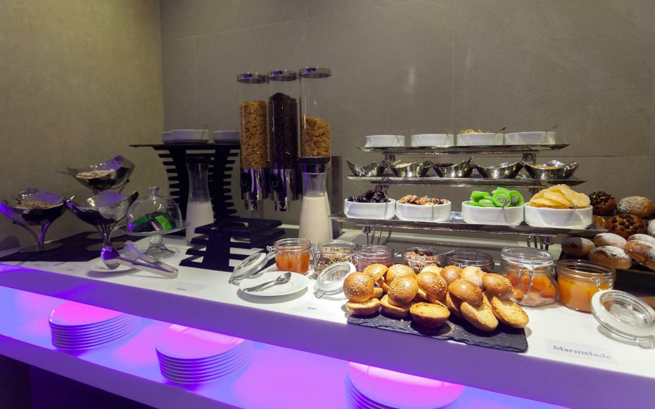 תוניס Adam Hotel Suites מראה חיצוני תמונה